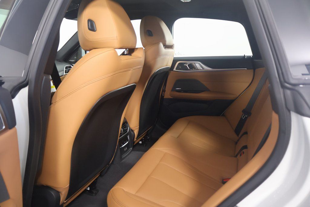 2025 BMW i4 eDrive40 6