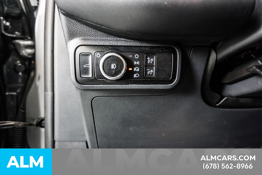 Used 2025 Gray Ford ST-Line image 34