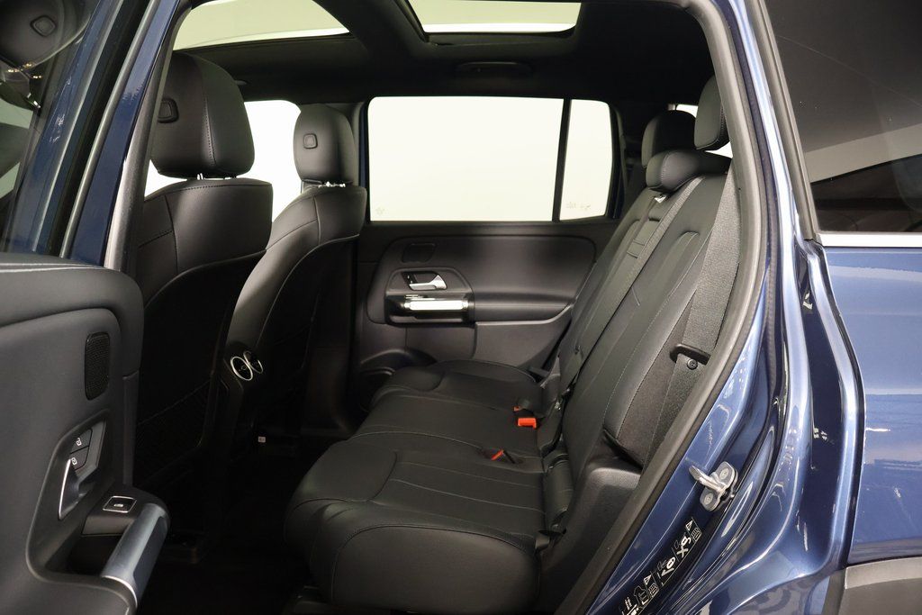 2023 Mercedes-Benz EQB 350 11
