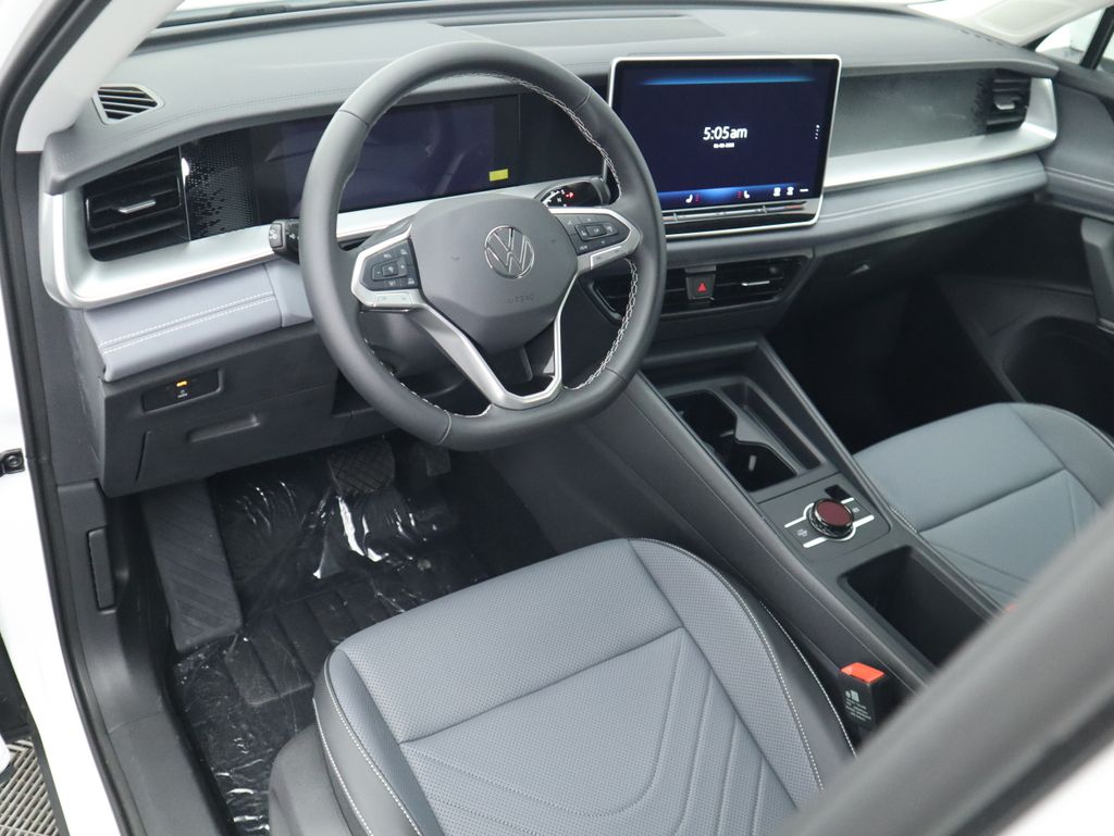 2025 Volkswagen Tiguan 2.0T 10