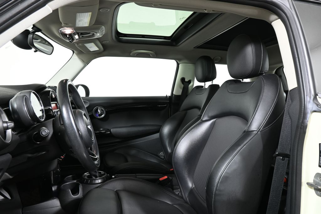 Thumbnail: 2014 MINI Cooper - 5