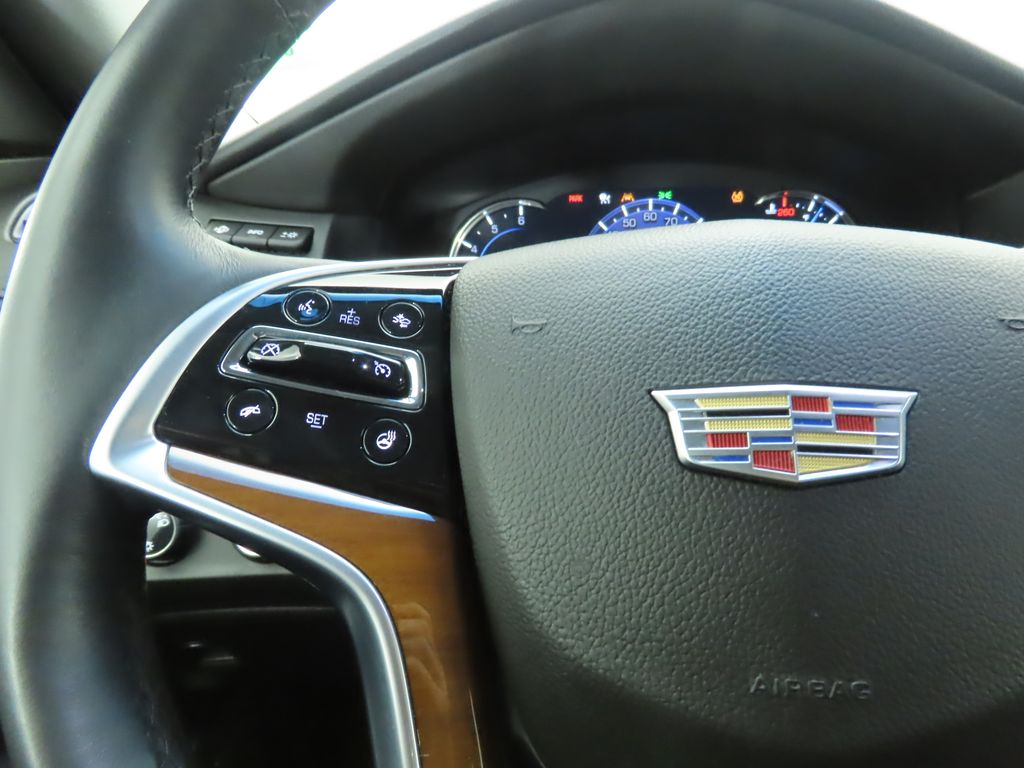 Thumbnail: 2017 Cadillac Escalade - 11