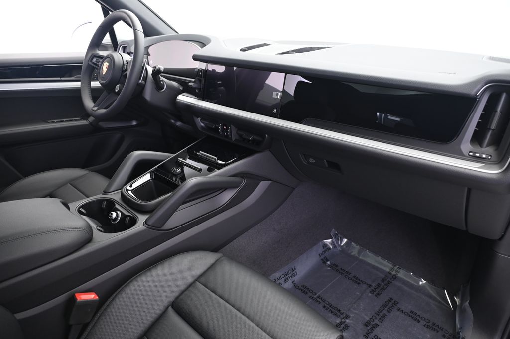 Thumbnail: 2025 Porsche Cayenne - 22