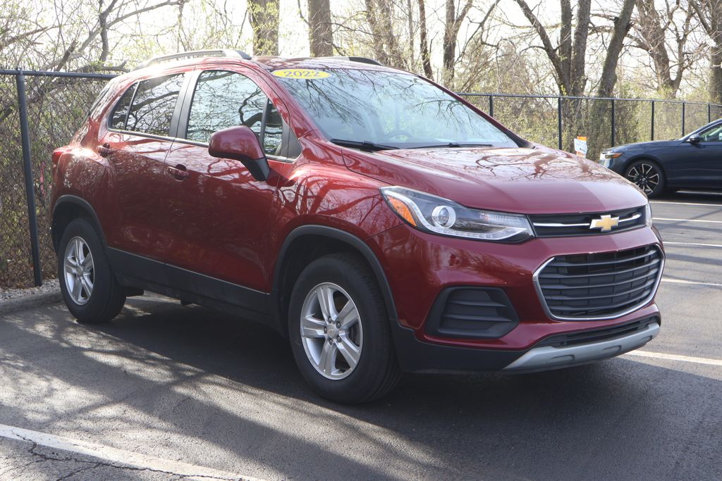 Thumbnail: 2022 Chevrolet Trax - 11
