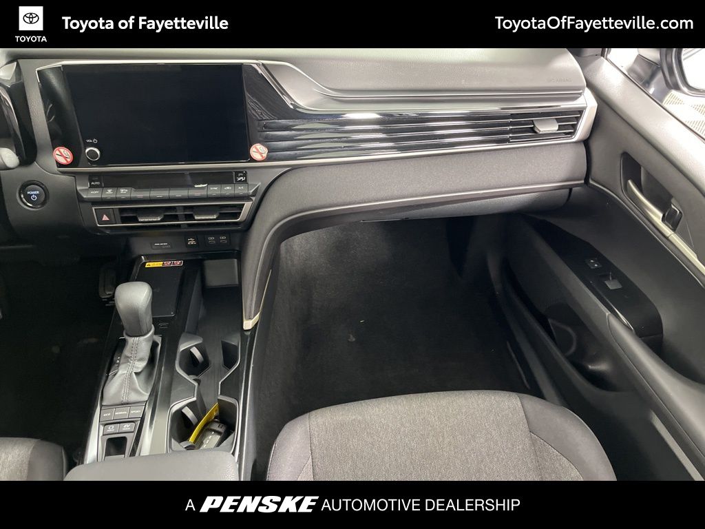 Thumbnail: 2025 Toyota Camry - 13