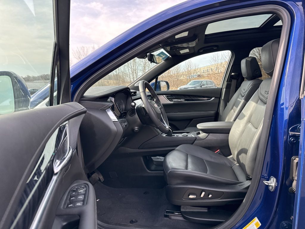 2024 Cadillac XT6