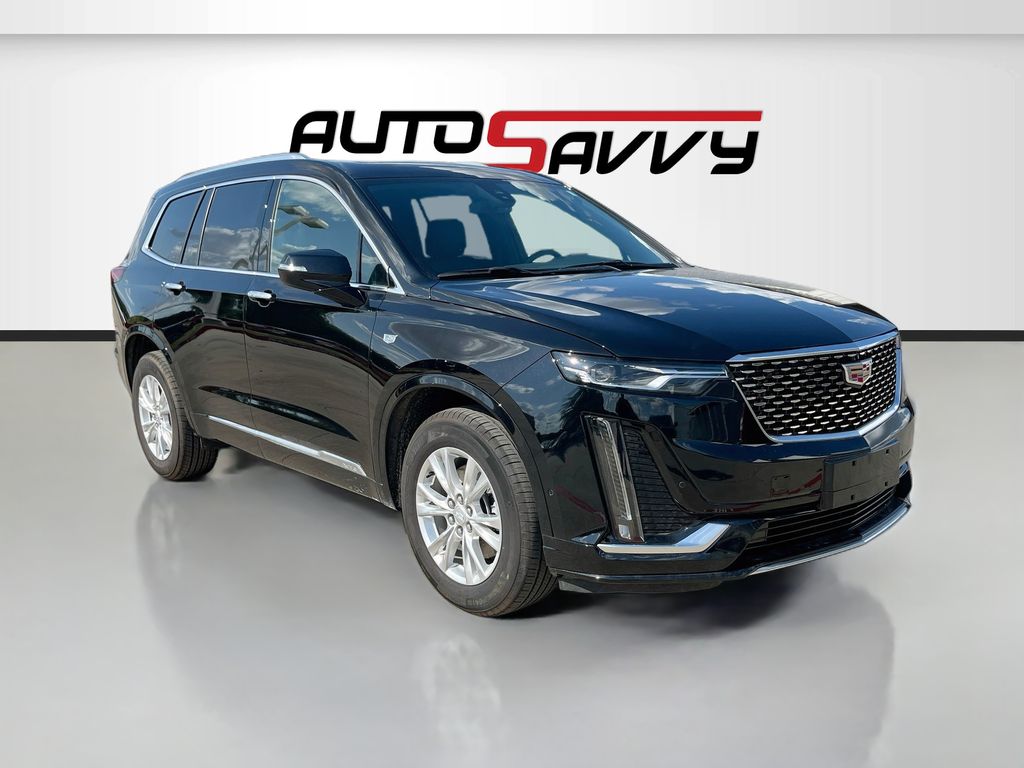  2025 Cadillac XT6 Luxury FWD   