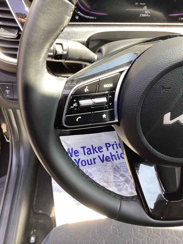 Used 2025 Kia Seltos SUV