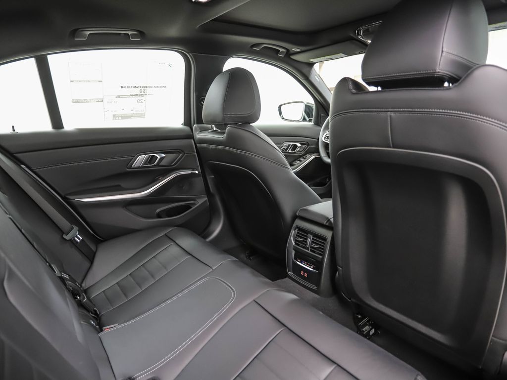 2025 BMW 3 Series 330i xDrive 24