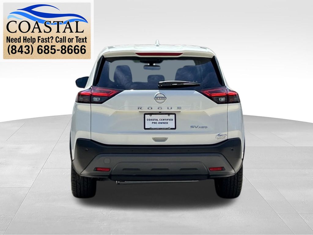 2023 Nissan Rogue SV - 10