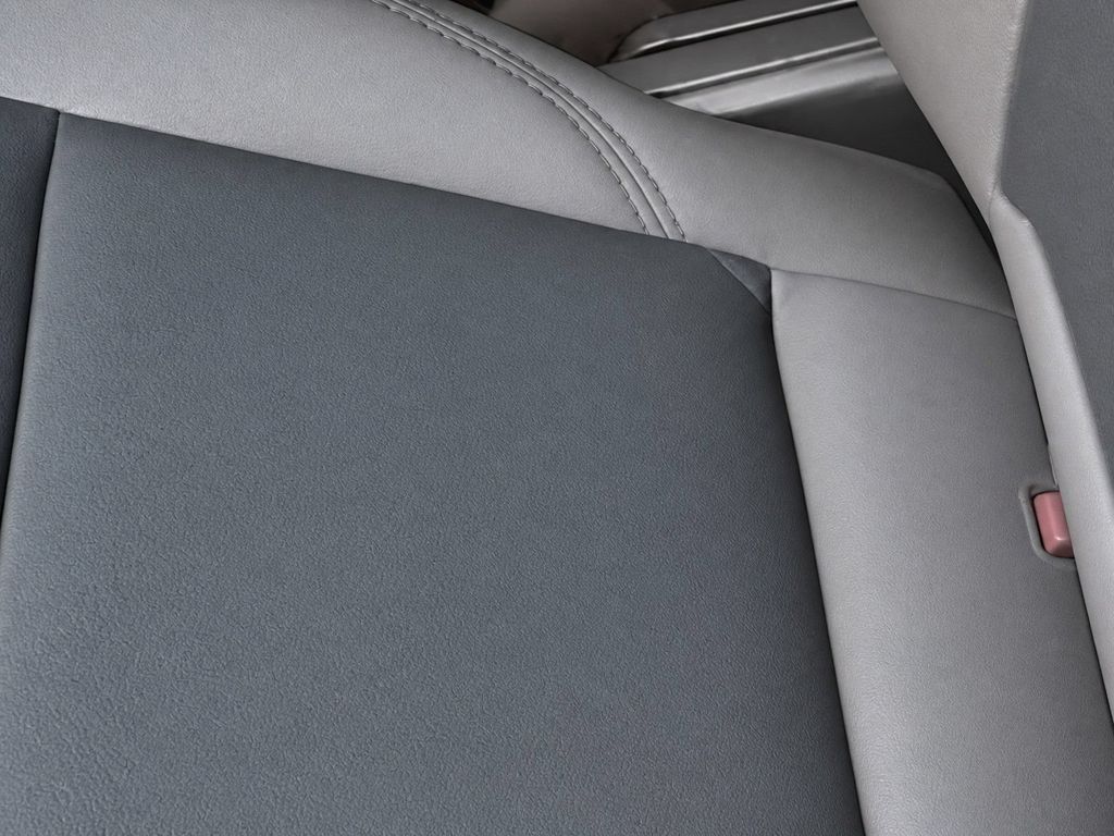 New 2026 Avalanche Gray Ford Big Bend® image 19