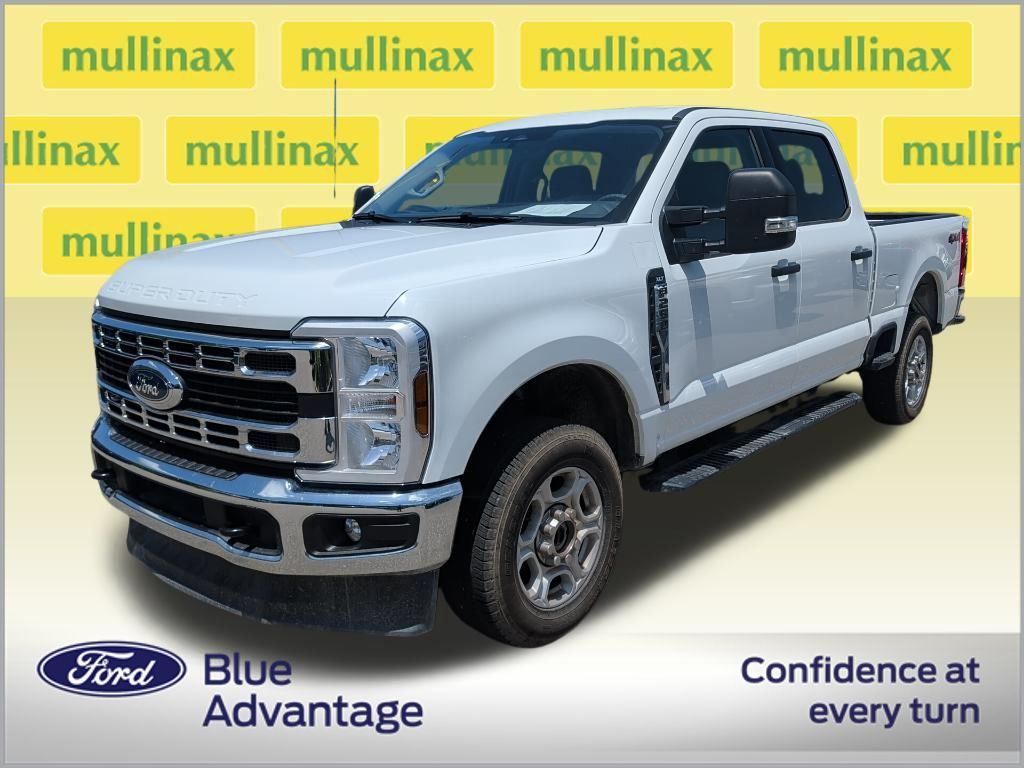 Certified Used 2025  Ford XLT image 2