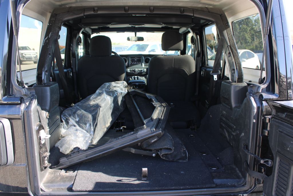 Used 2022 Black Jeep Unlimited High Tide image 10