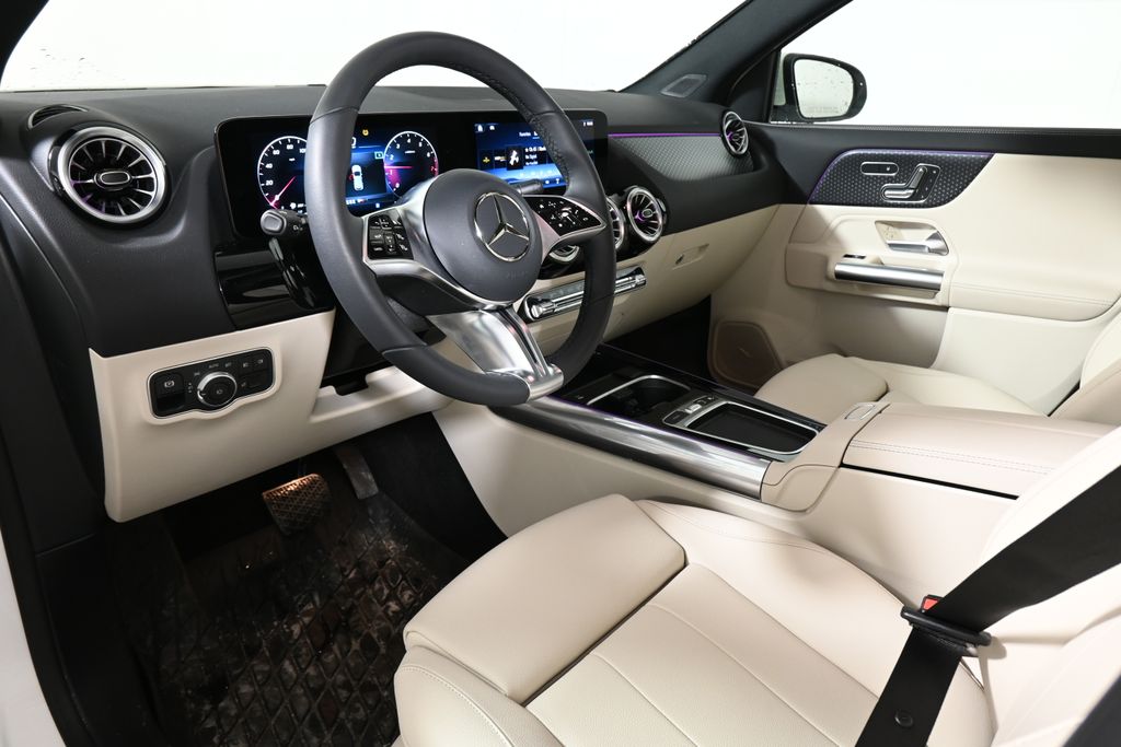 Thumbnail: 2026 Mercedes-Benz GLA - 4