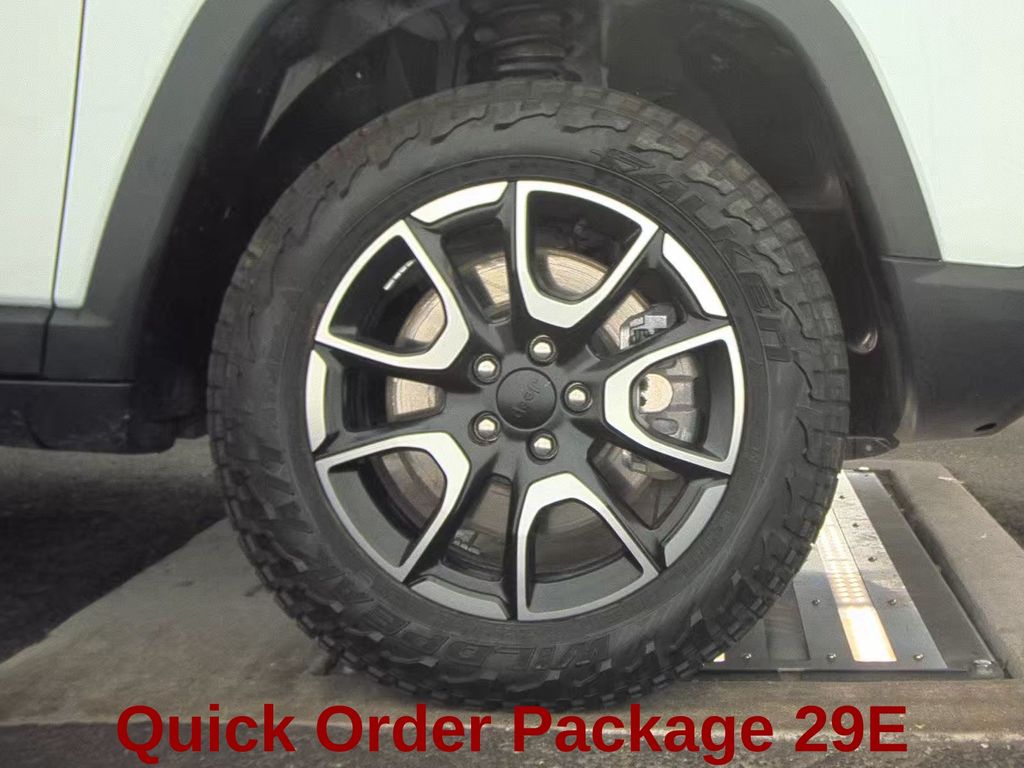 2024 Bright White Clearcoat Jeep Compass Trailhawk 4X4 SUV