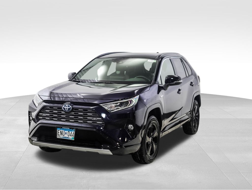 2020 Toyota RAV4 XSE -
                Bloomington, MN