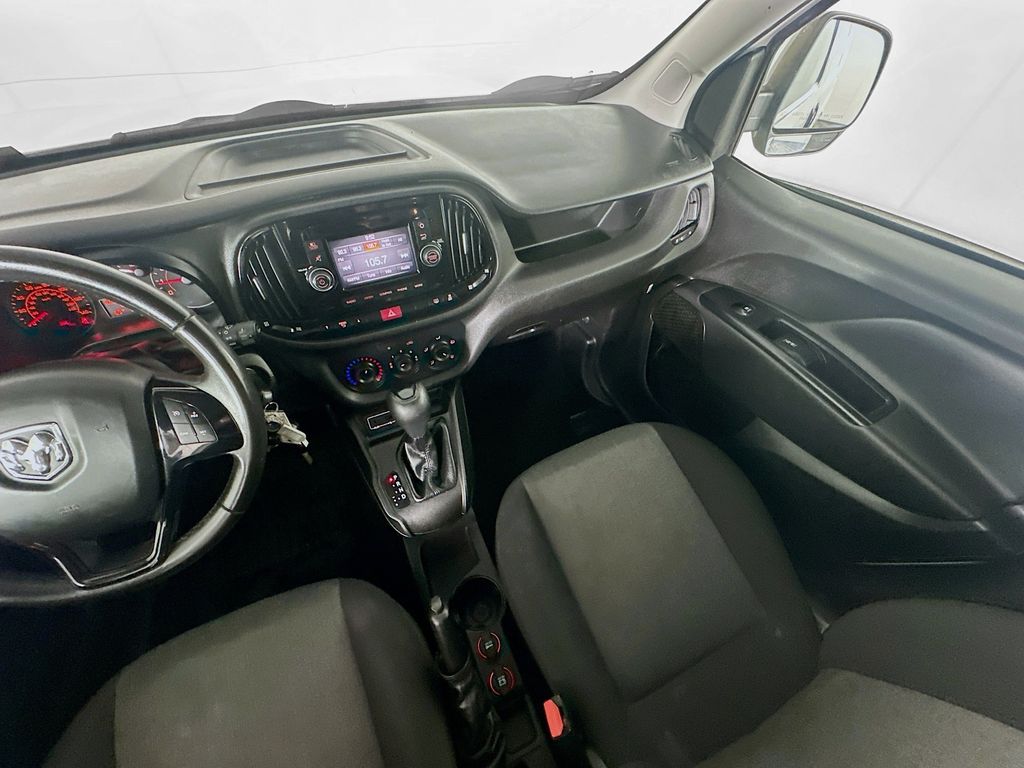 Used 2020 White Ram Tradesman SLT image 11