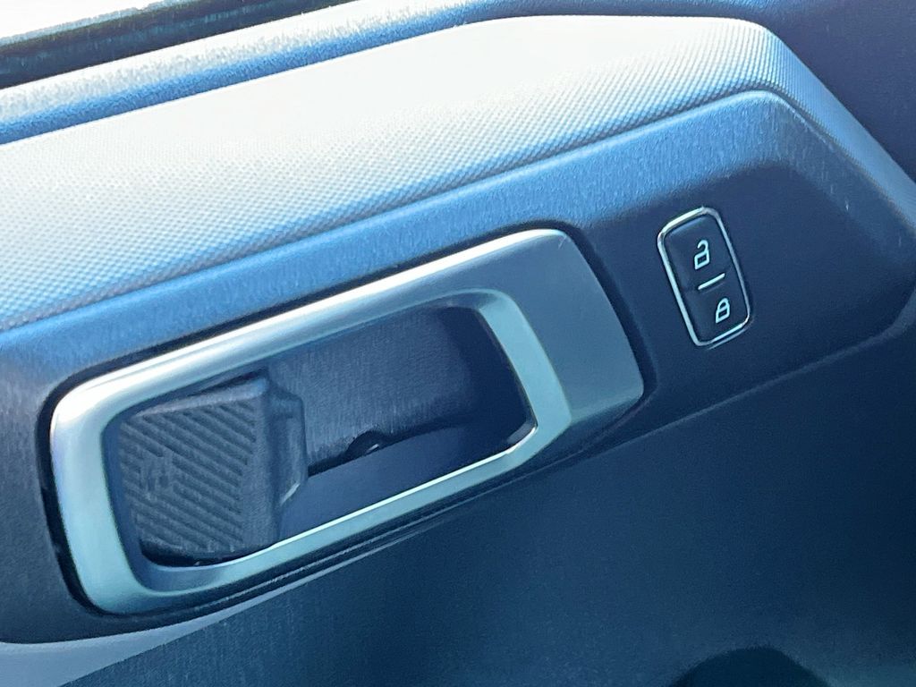 2023 Ford Bronco 4-Door Base - Photo 17