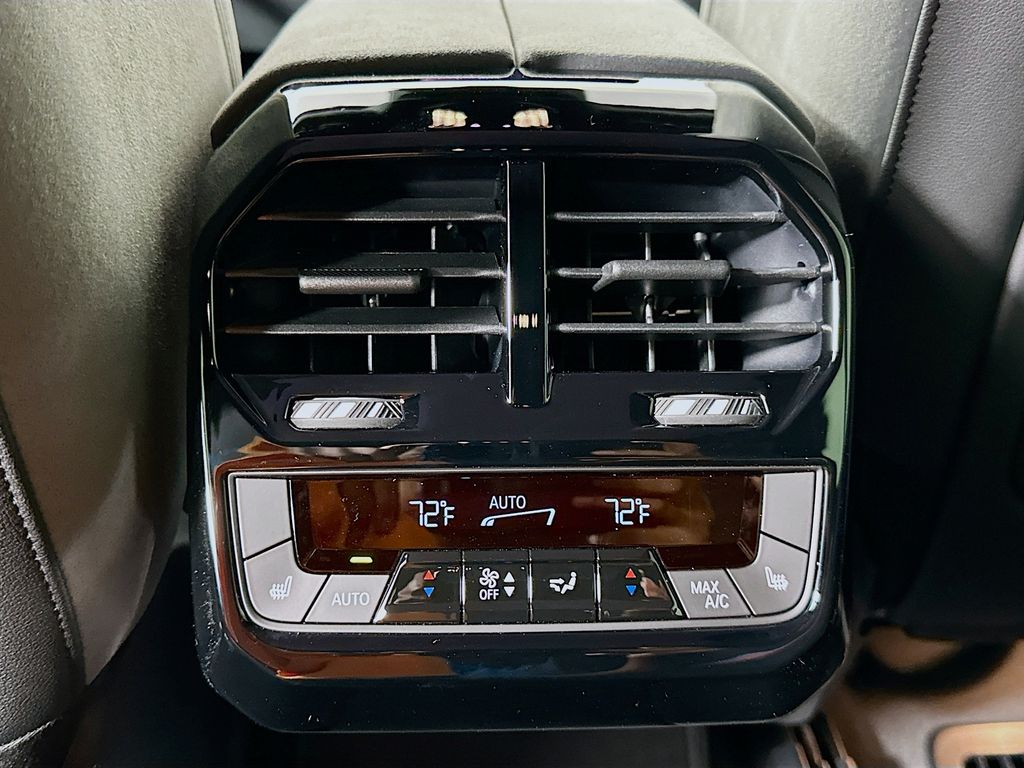 Thumbnail: 2026 BMW iX - 18