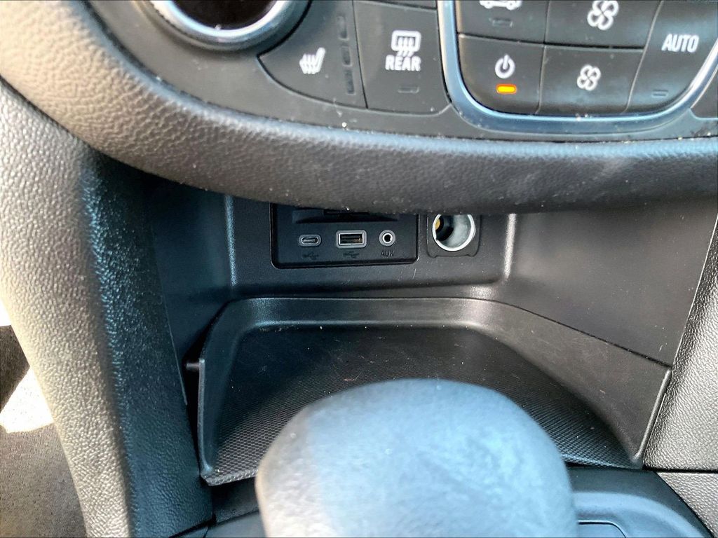 2022 Chevrolet Equinox — photo 26
