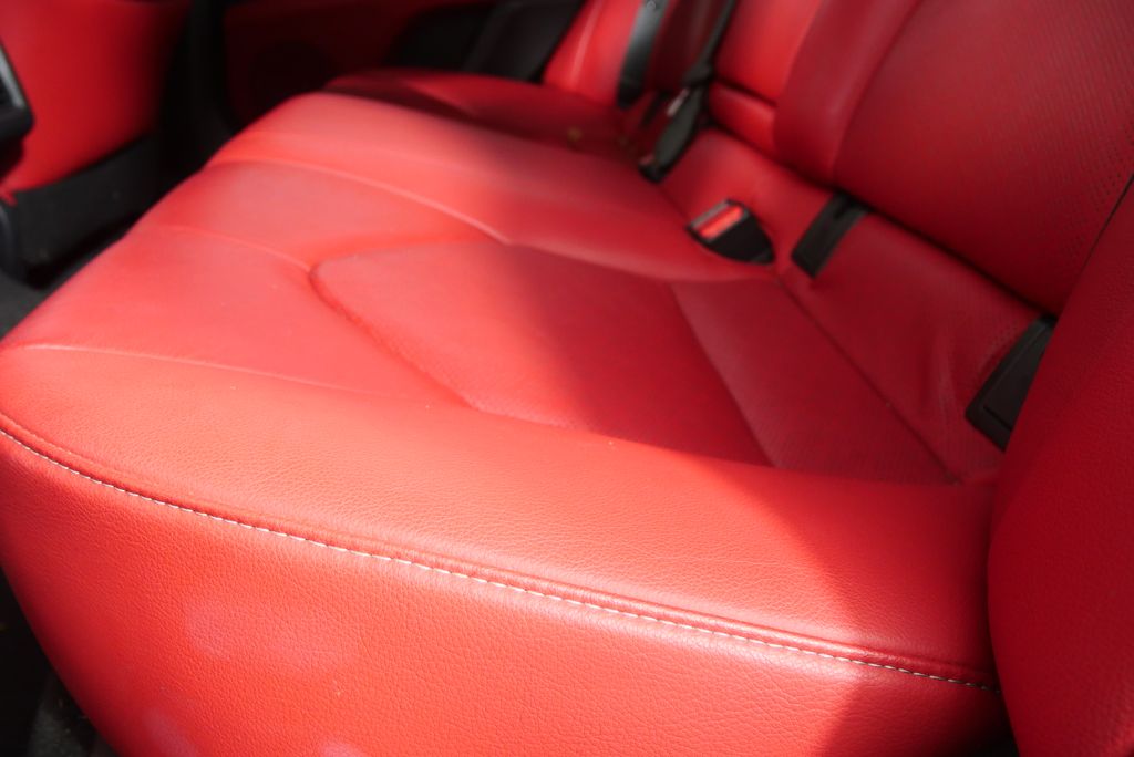 Thumbnail: 2019 Toyota Camry - 14