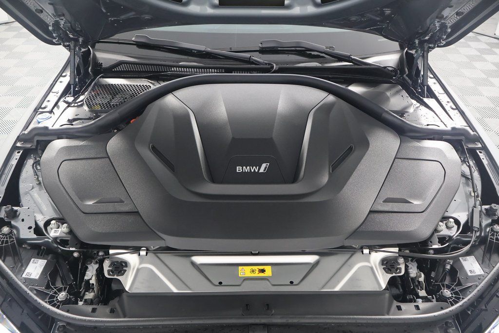 2025 BMW i4 eDrive40 9