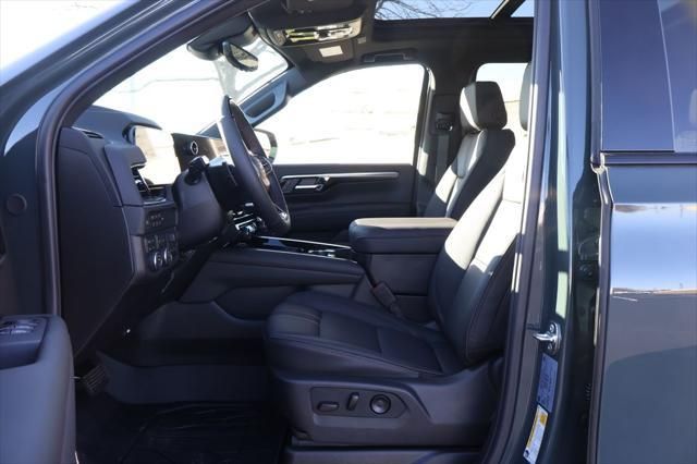 Thumbnail: 2026 Chevrolet Suburban - 15