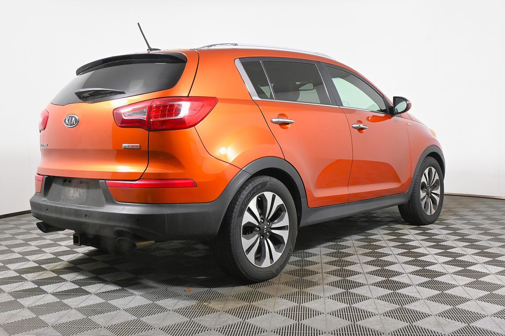 Thumbnail: 2011 Kia Sportage - 7