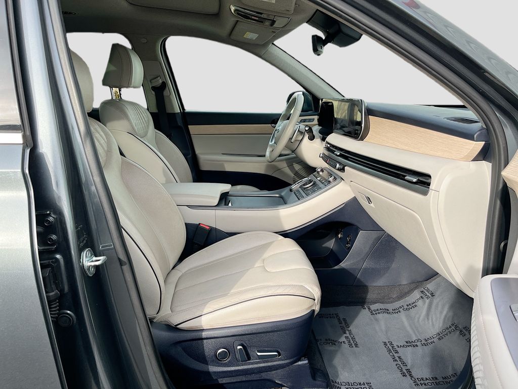 Used 2023 Gray Hyundai Limited image 32
