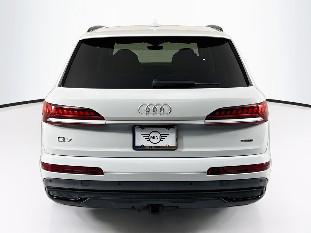 Thumbnail: 2021 Audi Q7 - 6