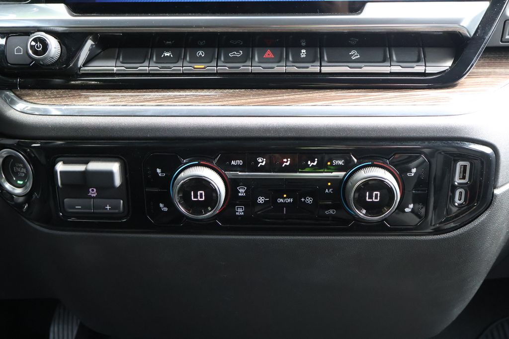 Thumbnail: 2024 Chevrolet Silverado 1500 - 19