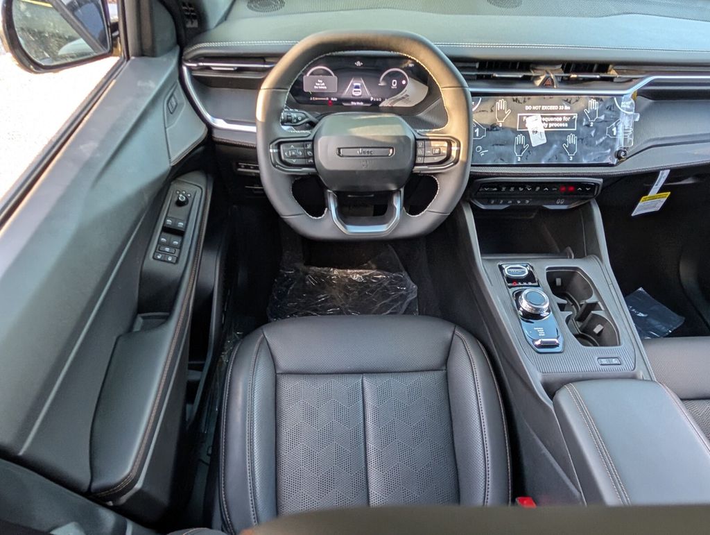 new 2026 Jeep Cherokee car, priced at $42,805