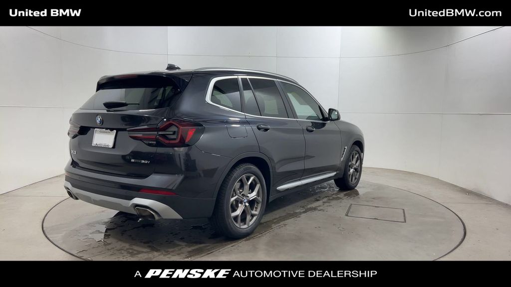 Thumbnail: 2024 BMW X3 - 8