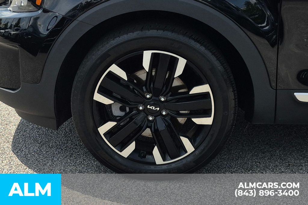 Used 2025 Ebony Black Kia SX-Prestige image 14