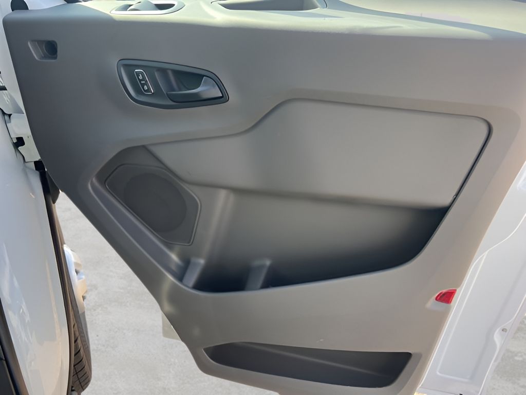 2025 Ford Transit-350