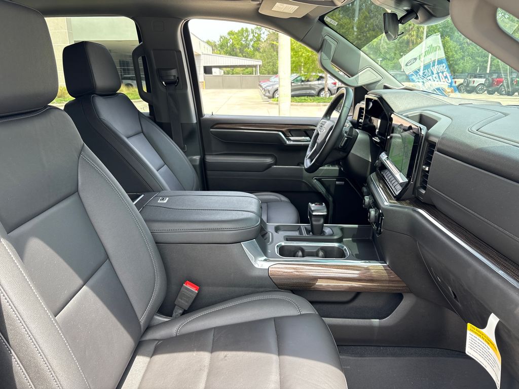 Certified Used 2025 Gray Chevrolet RST image 29