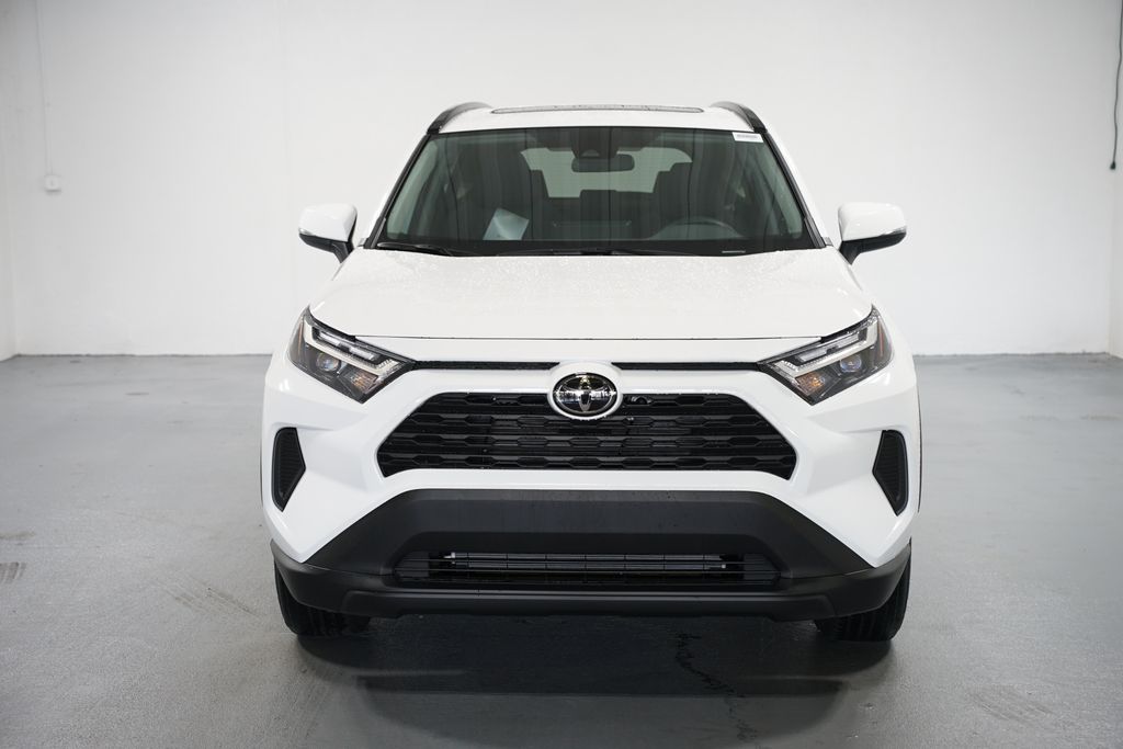Thumbnail: 2025 Toyota RAV4 - 2