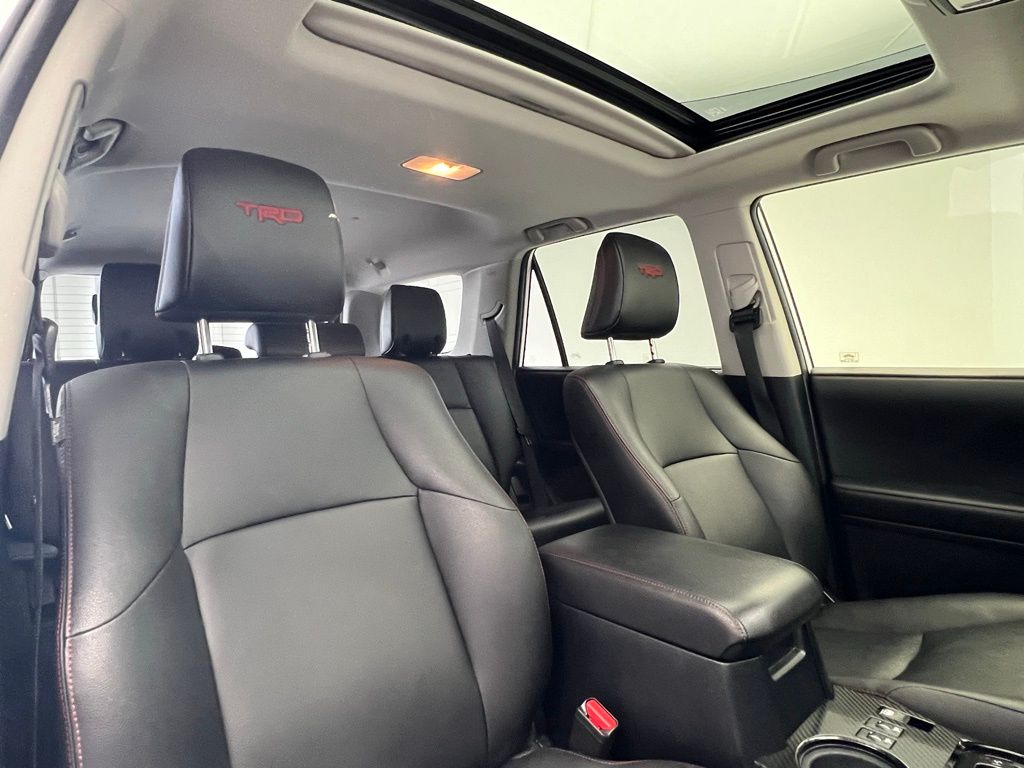 2018 Toyota 4Runner SR5 7