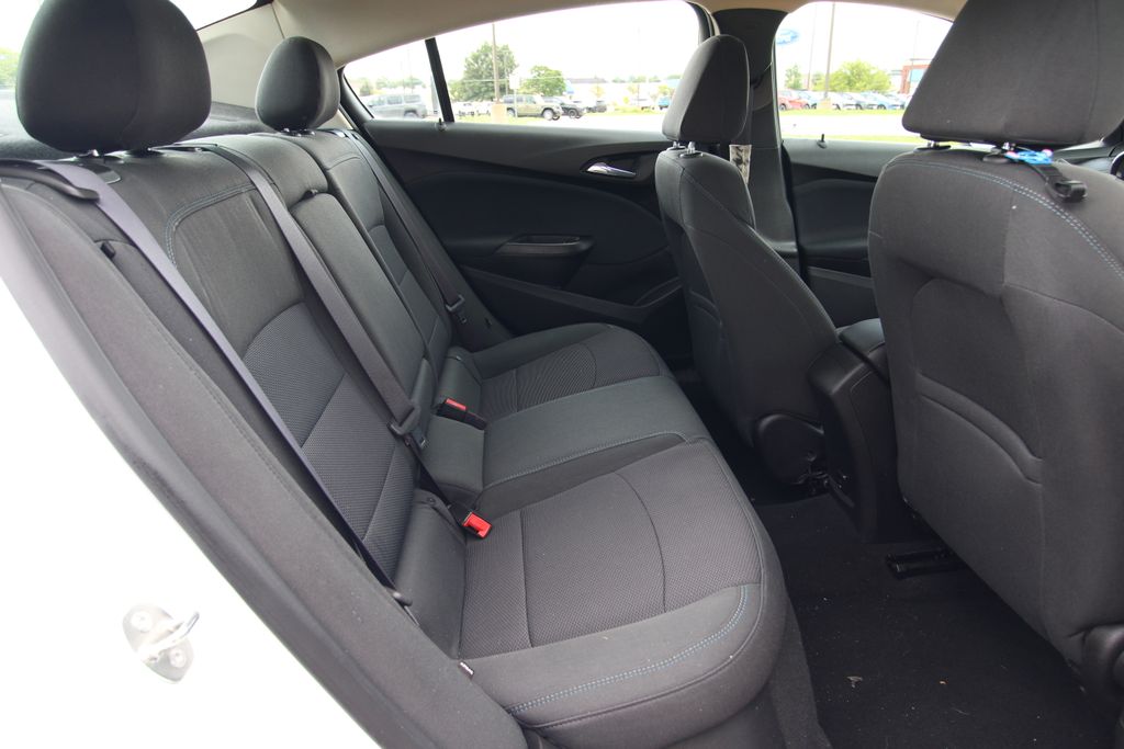 Used 2017 Chevrolet Cruze Sedan