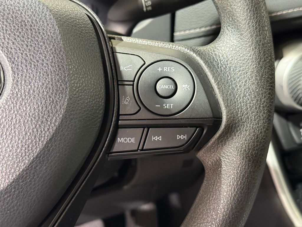 Thumbnail: 2024 Toyota RAV4 - 24