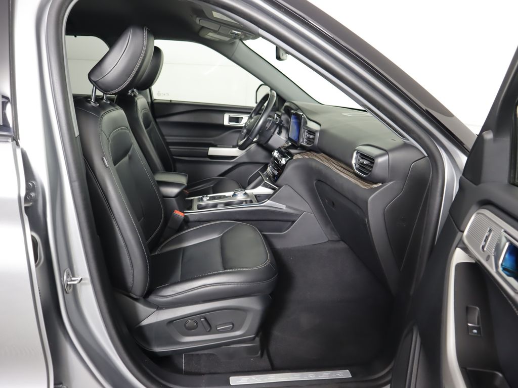 2021 Ford Explorer Limited 21