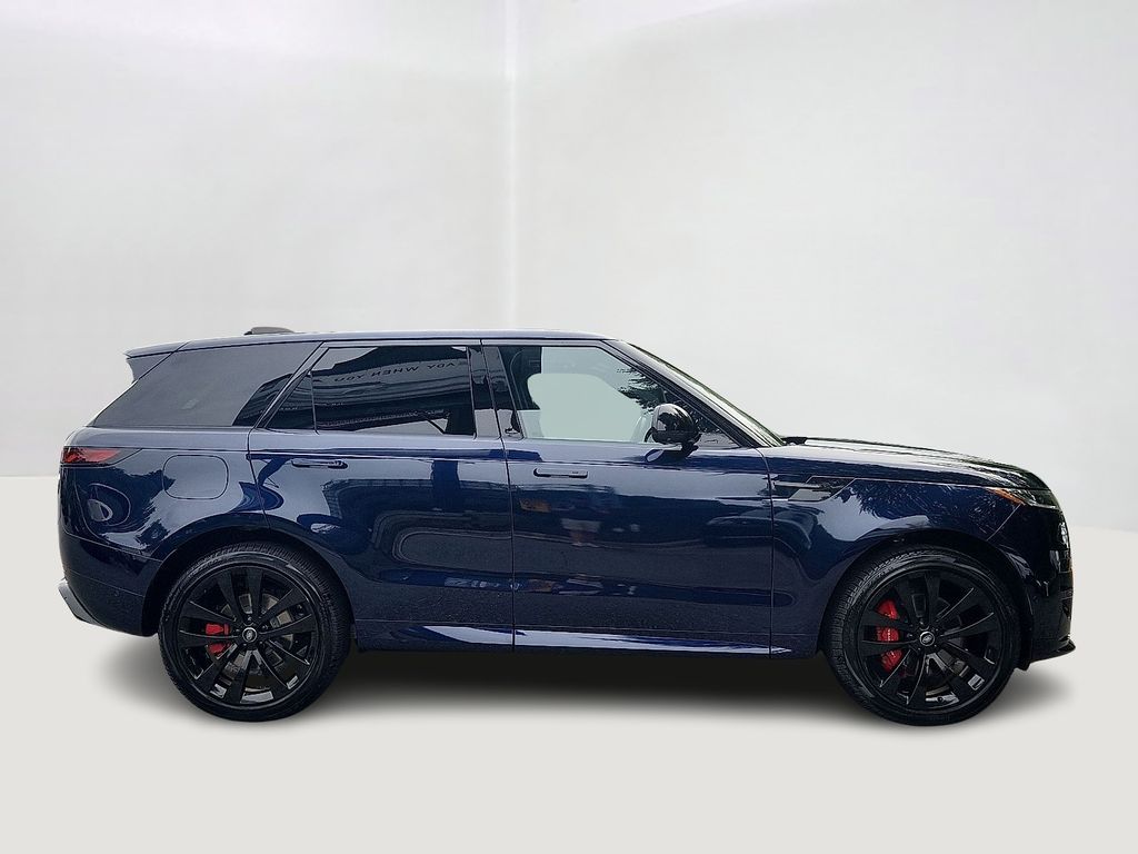 Thumbnail: 2023 Land Rover Range Rover Sport - 4