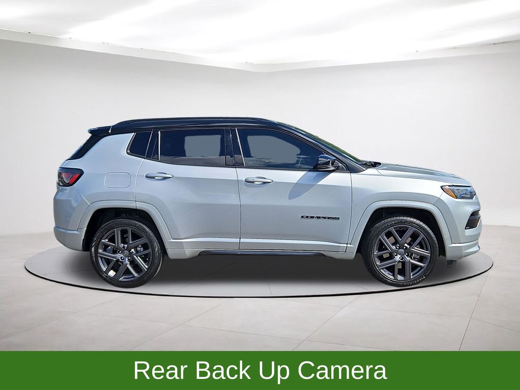 2024 Jeep Compass Limited 4x4 High Altitude w/ Elite Pkg. Nav & Pano Silver at Matthews Motors of Wilmington