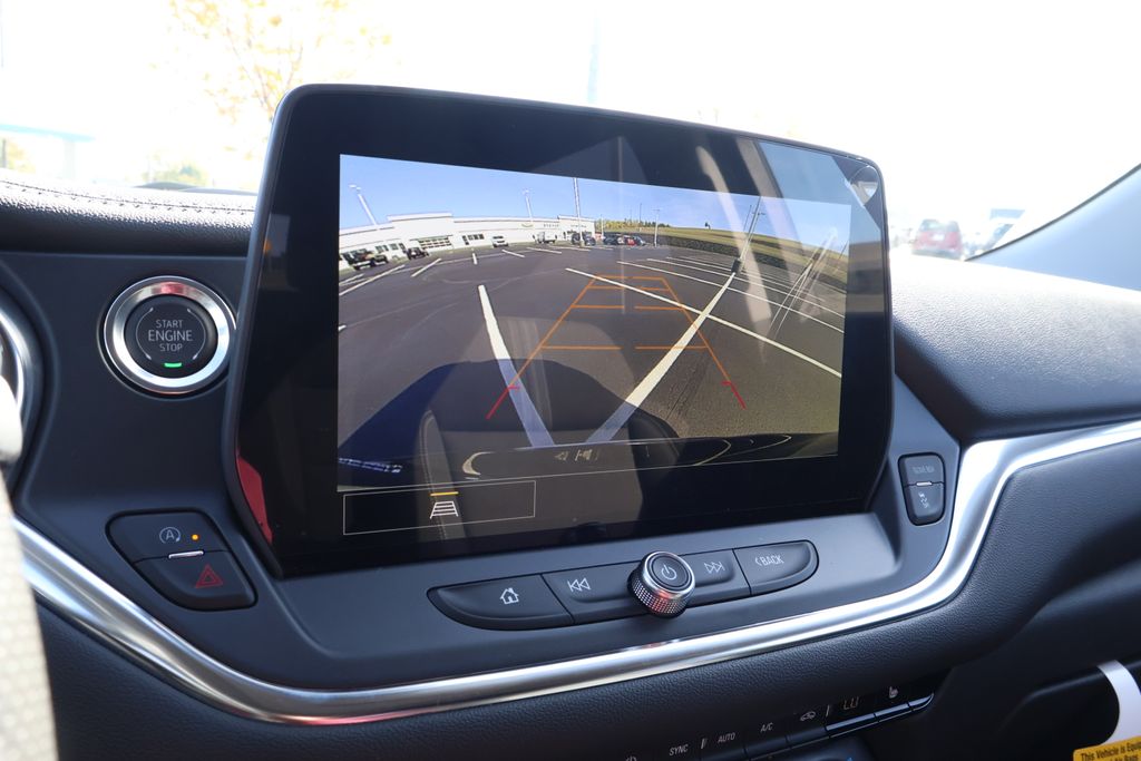 Thumbnail: 2025 Chevrolet Blazer - 25