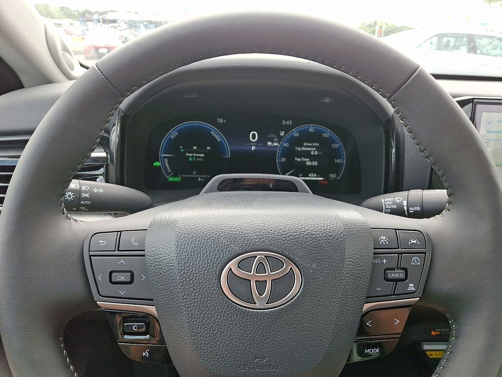 Thumbnail: 2025 Toyota Camry - 19