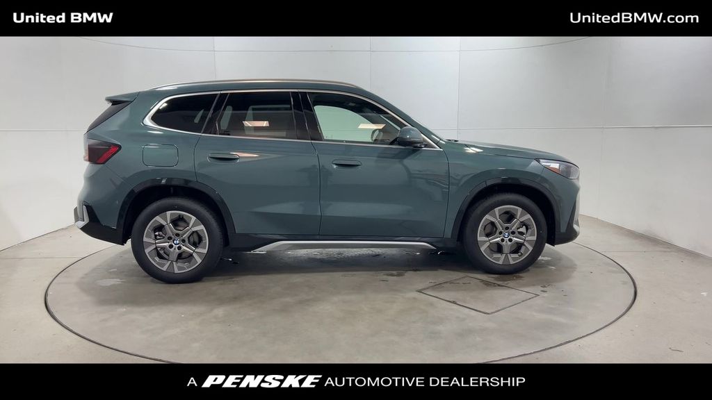 Thumbnail: 2025 BMW X1 - 9
