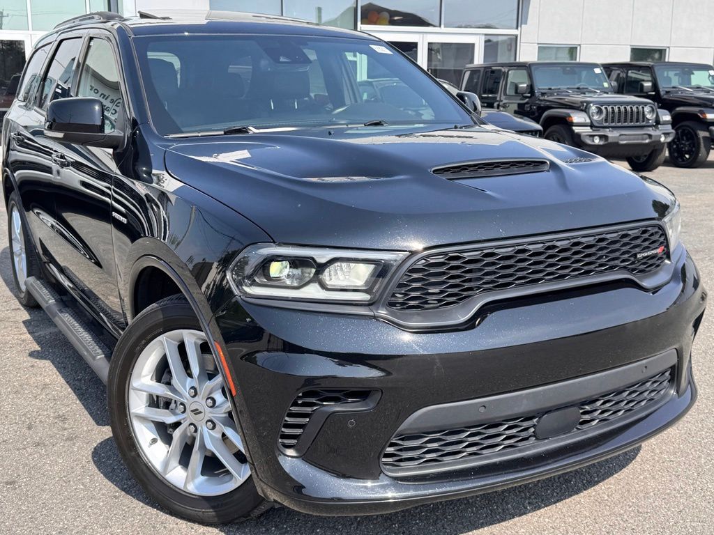 DB Black Crystal Clearcoat 2024 Dodge Durango SUV / Crossover Rear-Wheel Drive 8-Speed Automatic
