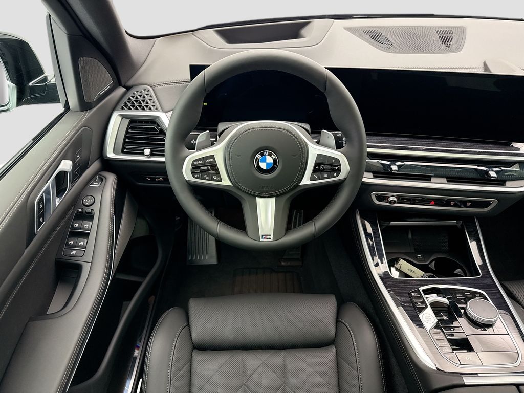 Thumbnail: 2026 BMW X5 - 10