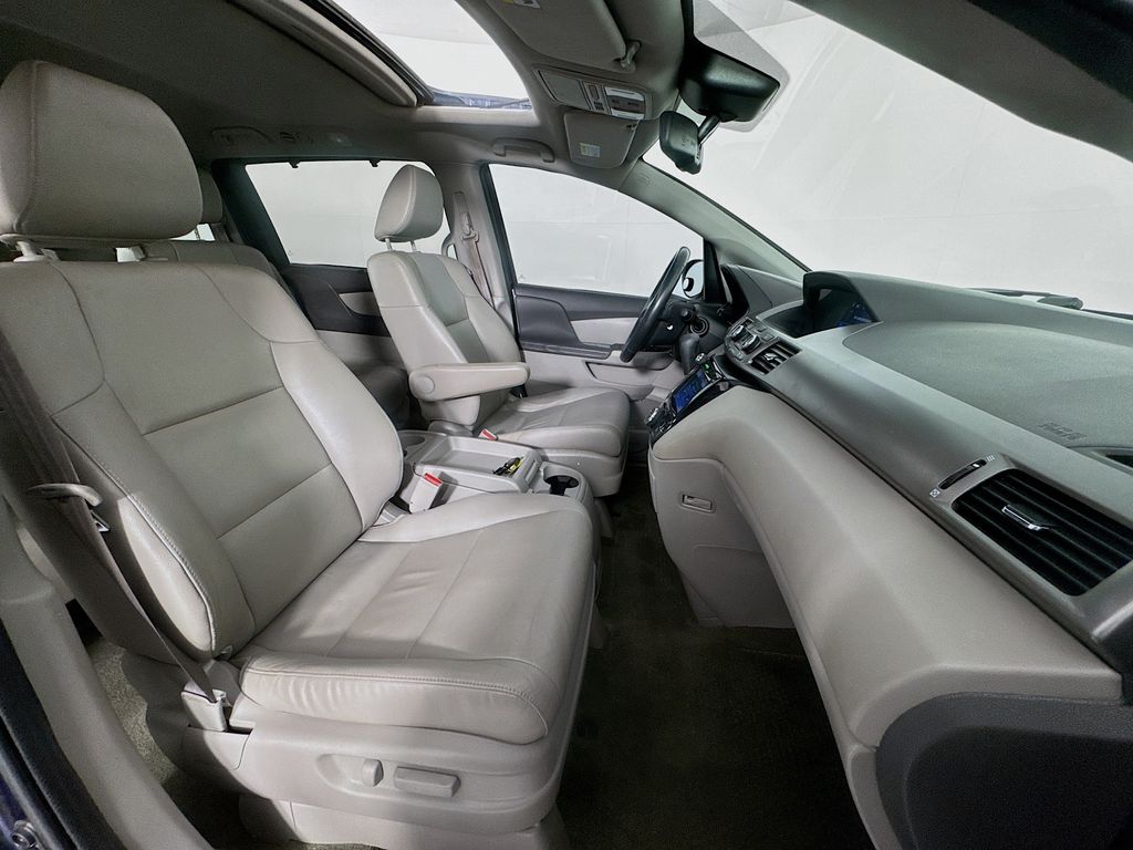Used Car 2016 Honda Odyssey  Ex-l For Sale Under $20,000 In Austin, Texas