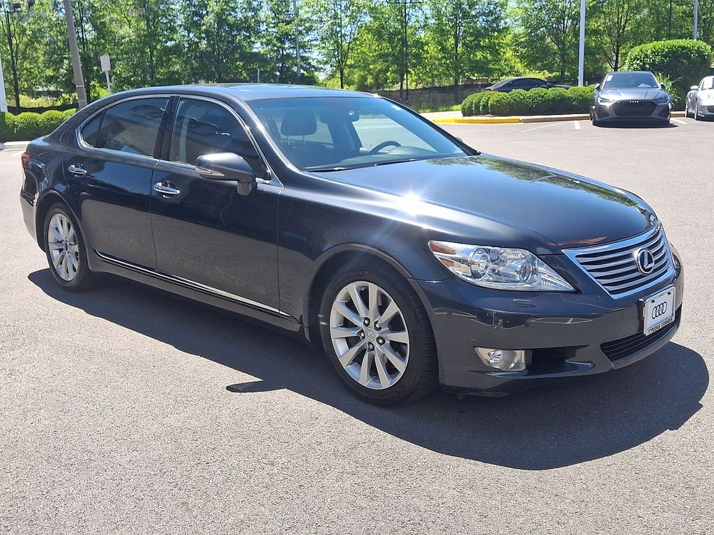Thumbnail: 2011 Lexus LS - 3